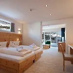 Alpen-comfort-hotel מלון 4*