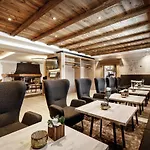 Alpen-comfort-hotel Hotel Nauders