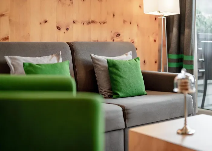 阿尔卑斯-舒适-中央酒店 酒店