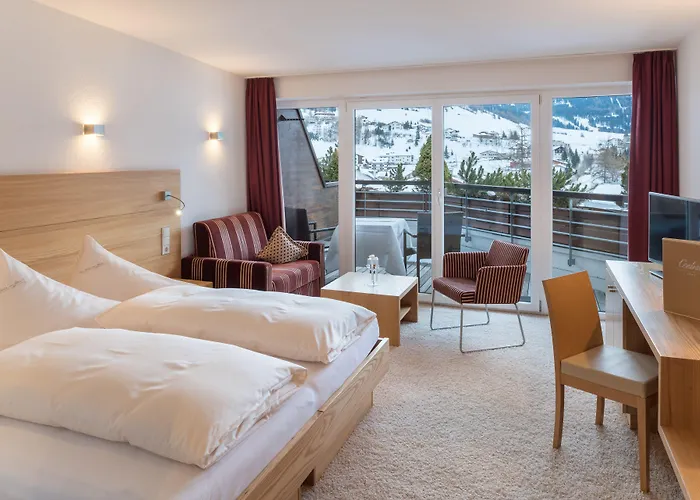 酒店 阿尔卑斯-舒适-中央酒店 瑙德斯