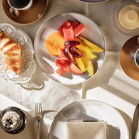 ホテル Alpen-comfort-hotel ナウダース